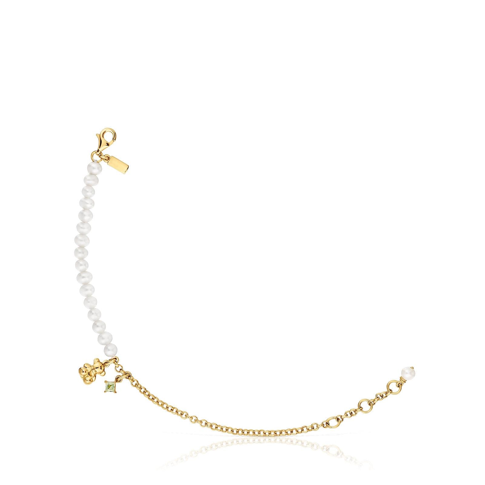 Pulsera cadena oso con baño de oro 18 kt sobre plata TOUS Bold Bear, perlas cultivadas de agua dulce y peridoto talla carrée Pulsera cadena oso con baño de oro 18 kt sobre plata TOUS Bold Bear, perlas cultivadas de agua dulce y peridoto talla carrée