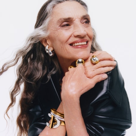 Daily Essentials - Ángela Molina