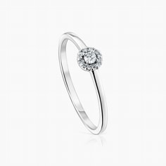 Solitaire rings
