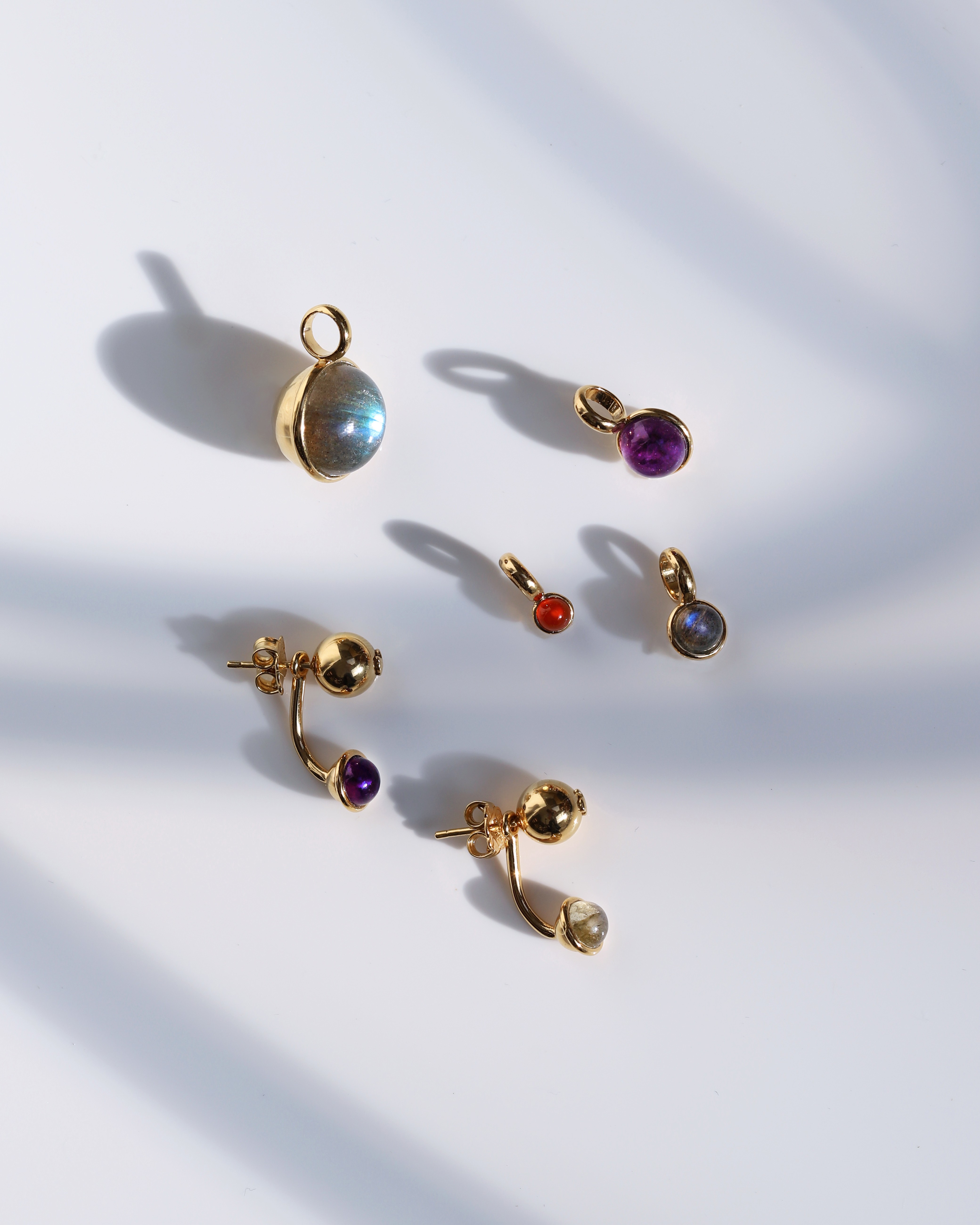 Украшения из лабрадорита, характеристика и магические свойства