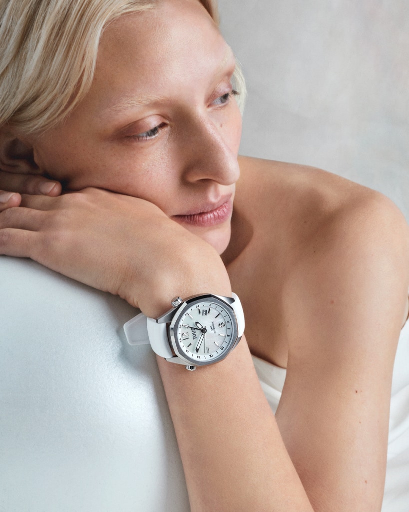 Как правильно носить наручные часы? Как правильно носить наручные часы?