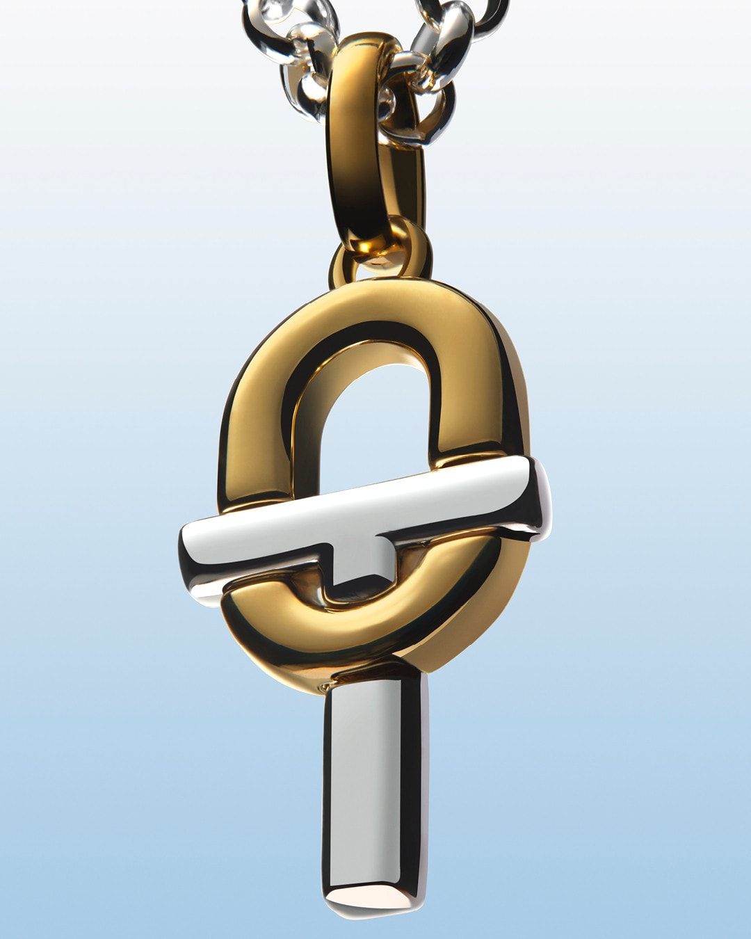 Чому не можна носити золото та срібло разом