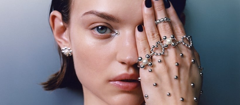 Чому темніє срібло